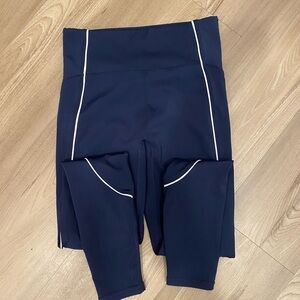 Fabletics Motion365+ Navy Leggings with White Accents